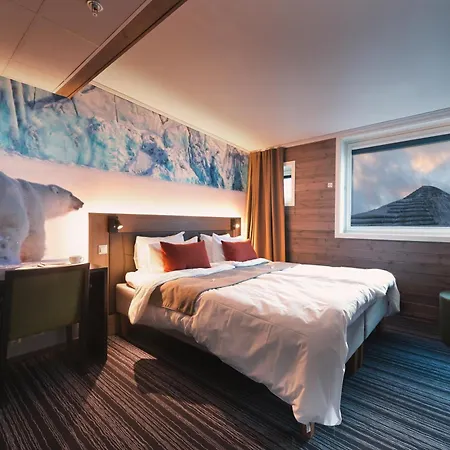 Hotell Svalbard | Polfareren Longyearbyen
