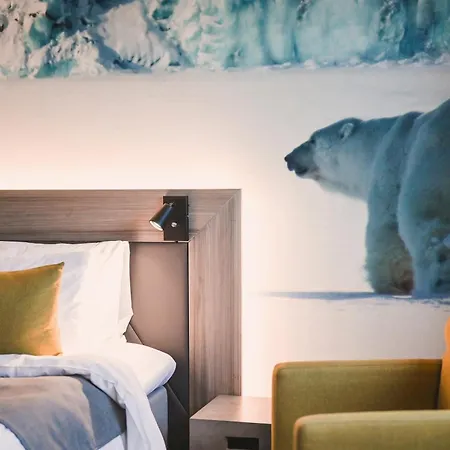 Hotell Svalbard | Polfareren