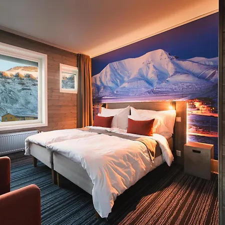 Hotell Svalbard | Polfareren Longyearbyen