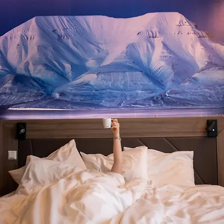 Hotell Svalbard | Polfareren