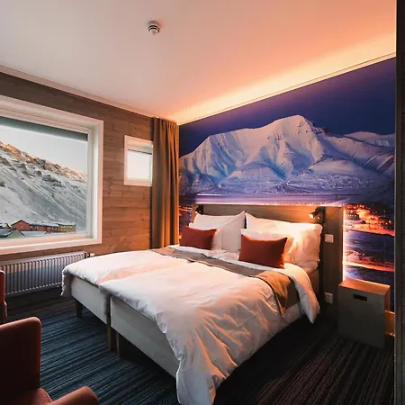 Hotell Svalbard | Polfareren Longyearbyen