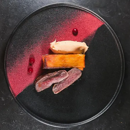 Svalbard | Polfareren 4* Longyearbyen