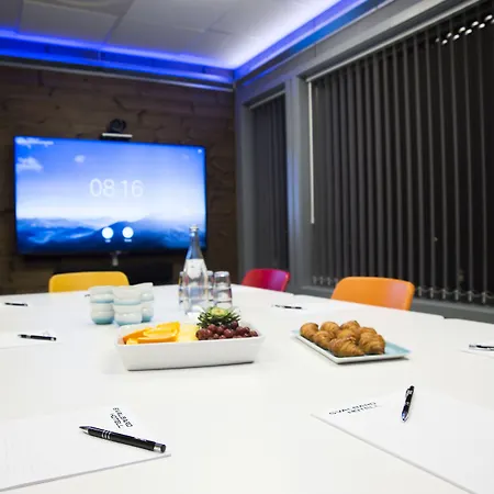 Hotell Svalbard | Polfareren Longyearbyen