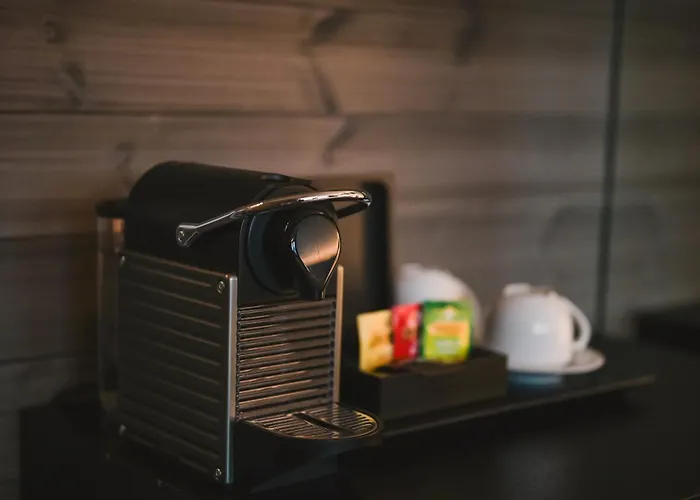 Svalbard | Polfareren מלון