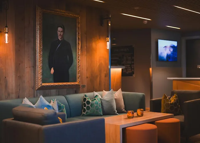 מלון Svalbard | Polfareren