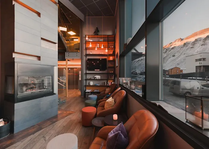 Svalbard | Polfareren לונגיירביין