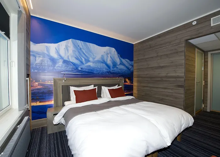 Svalbard | Polfareren מלון לונגיירביין