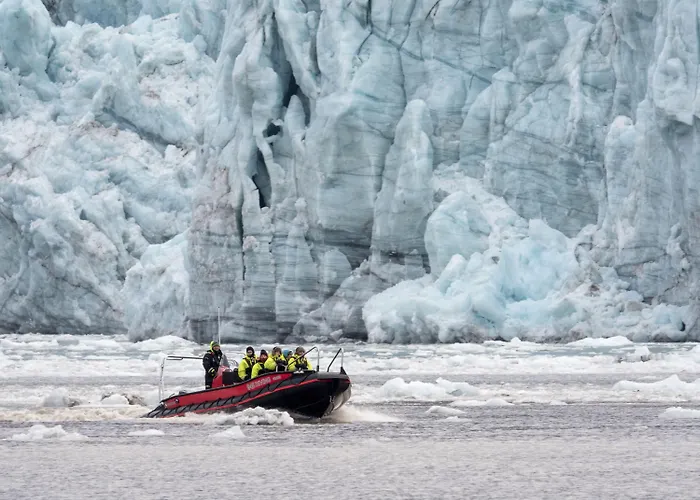 Svalbard | Polfareren מלון לונגיירביין
