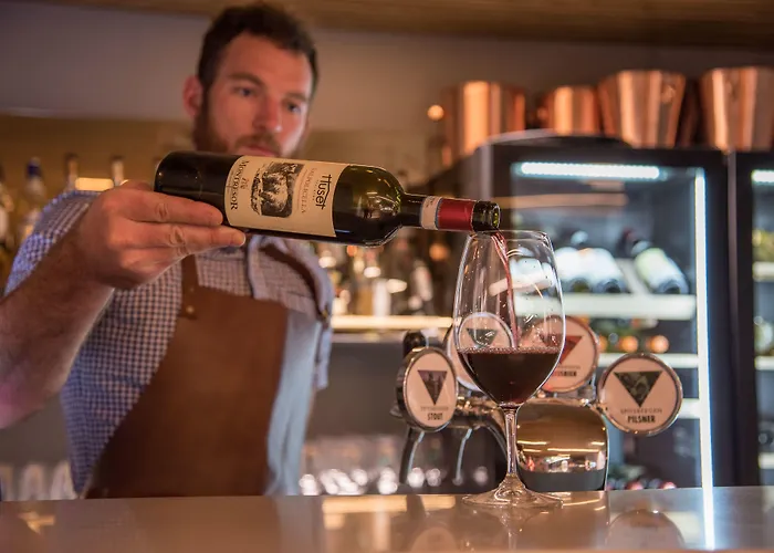 Svalbard | Polfareren לונגיירביין