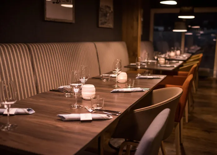 Svalbard | Polfareren 4*