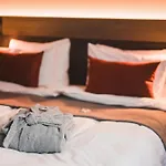 Hotel Svalbard | Polfareren