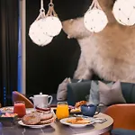 Svalbard | Polfareren 4*