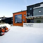 Hotel Svalbard | Polfareren 4*