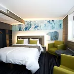 Hotel Svalbard | Polfareren 4*
