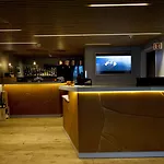 Svalbard | Polfareren Hotel Longyearbyen