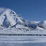 Hotel Svalbard | Polfareren 4*