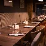 Svalbard | Polfareren 4*