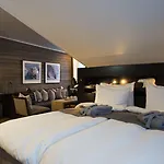 Hotel Svalbard | Polfareren