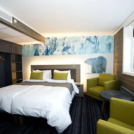 Hotel Svalbard | Polfareren 4*