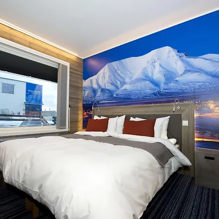 Hotel Svalbard | Polfareren