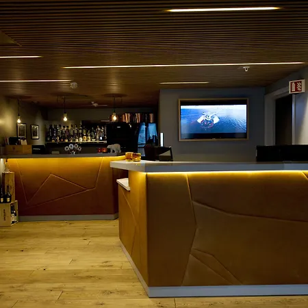 Svalbard | Polfareren Hotel Longyearbyen